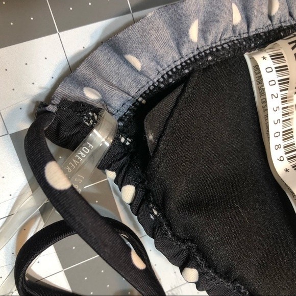 NWT Forever 21 Women’s Swimsuit Bikini Top and Bottom Size L. - Picture 9 of 17